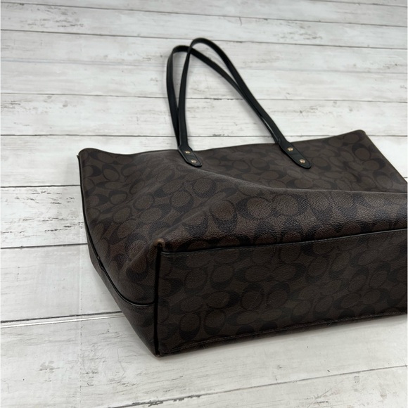 Coach Large Brown Signature Leather Tote Bag [E1966] - Picture 10 of 13